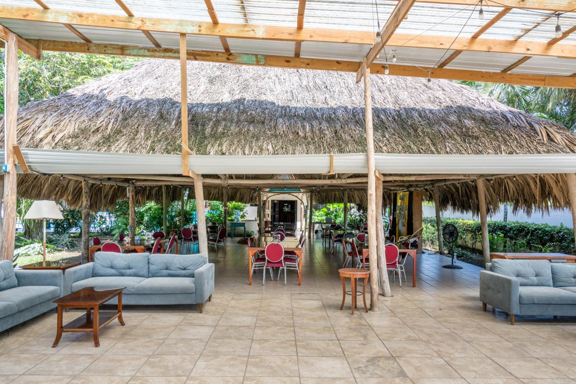 Drift Inn Cayo Santa Elena Buitenkant foto